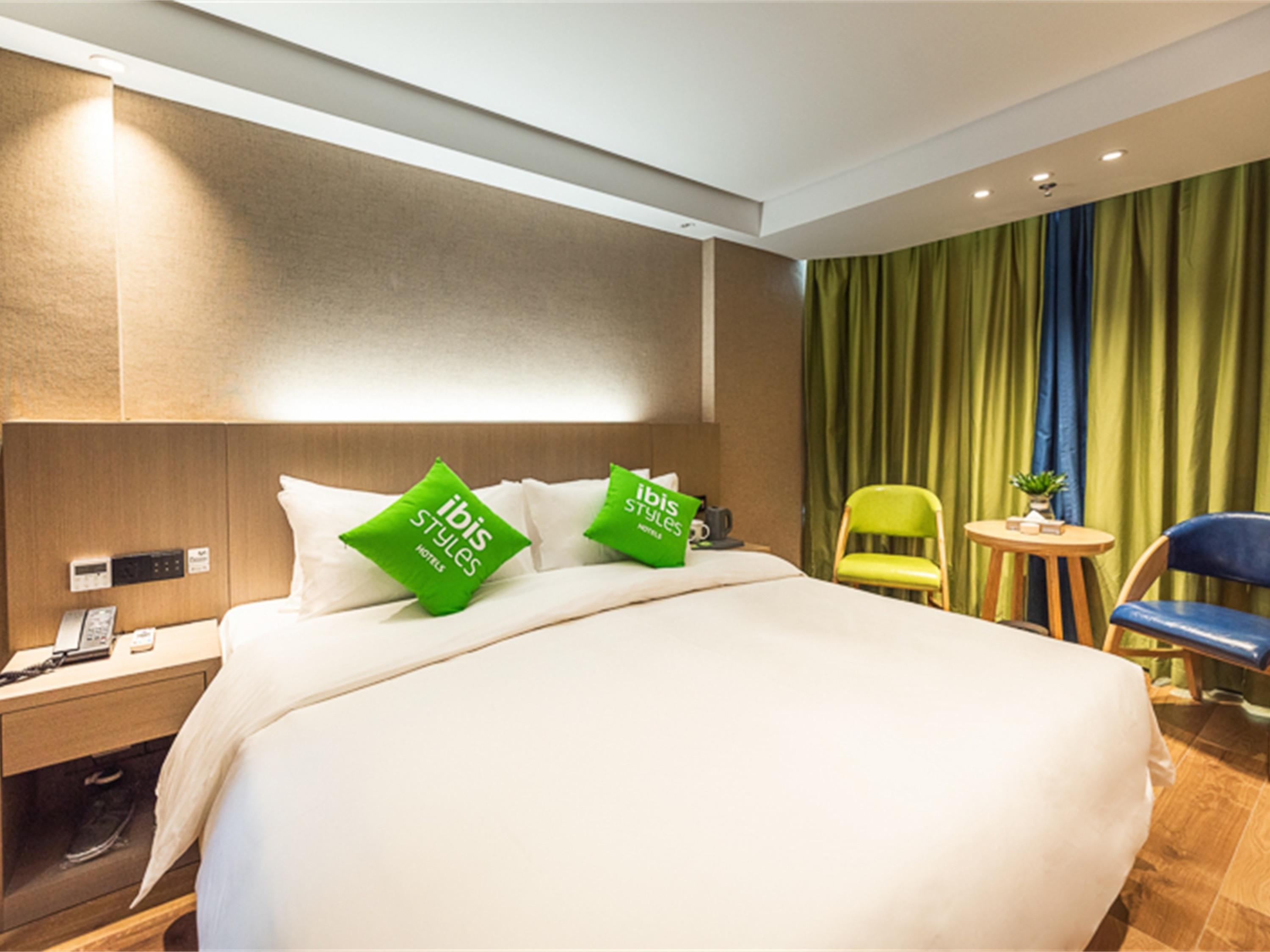 Hotel Ibis Styles Fuzhou WuYi Square Exterior foto